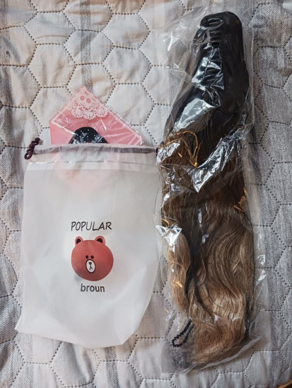 Popular Brown Hair Clip Extensions , Brown w/ Blonde Highlights + Storage Bag